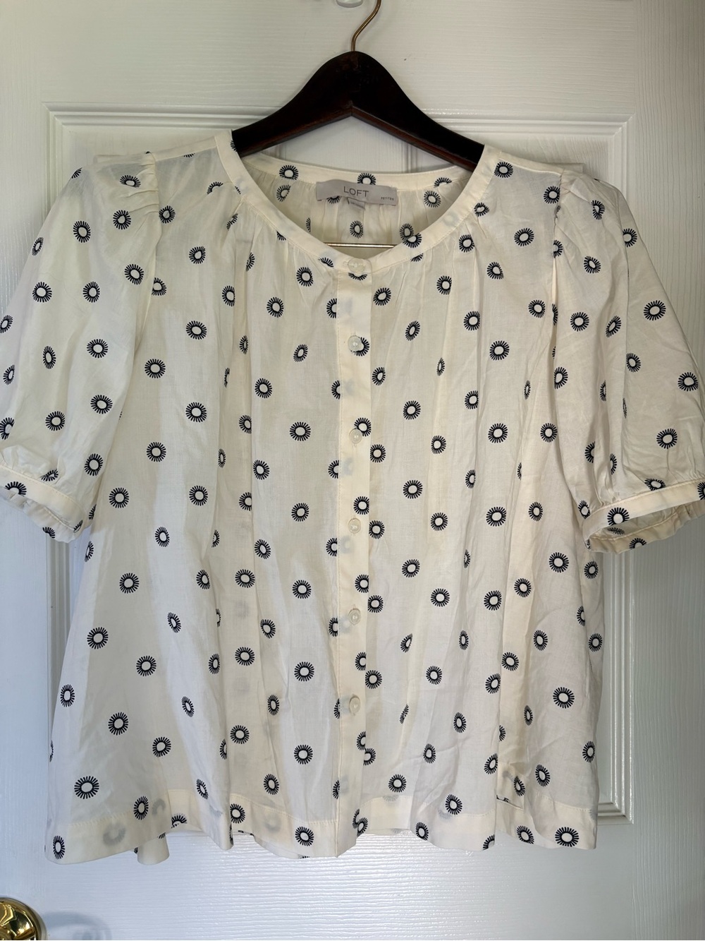 LOFT Cream Short-Sleeve Button-Front Blouse with Black Dot Floral Print